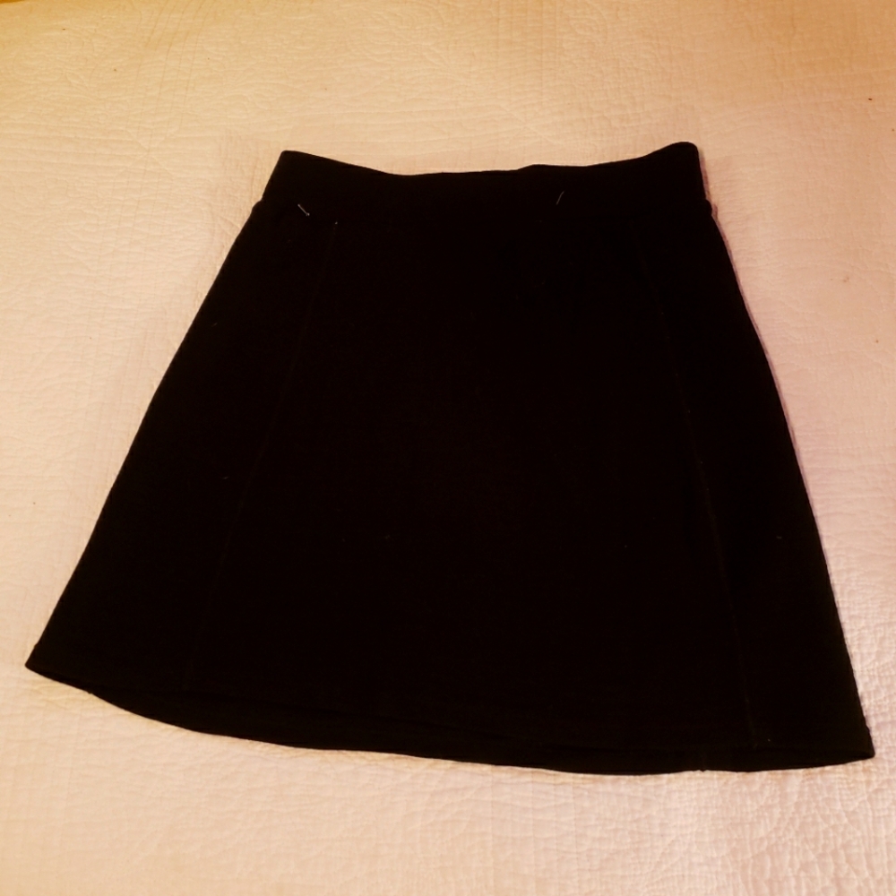 89% merino wool skirt